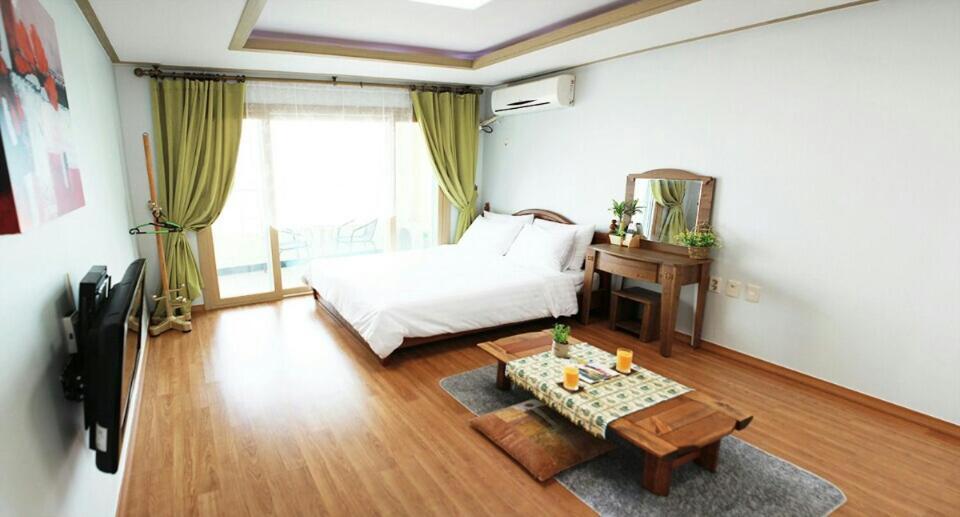 Jeju Bada Wi Olle Pension Seogwipo Bagian luar foto