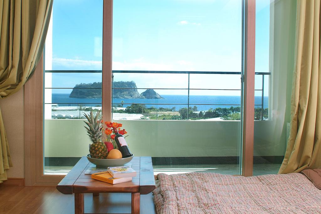 Jeju Bada Wi Olle Pension Seogwipo Ruang foto
