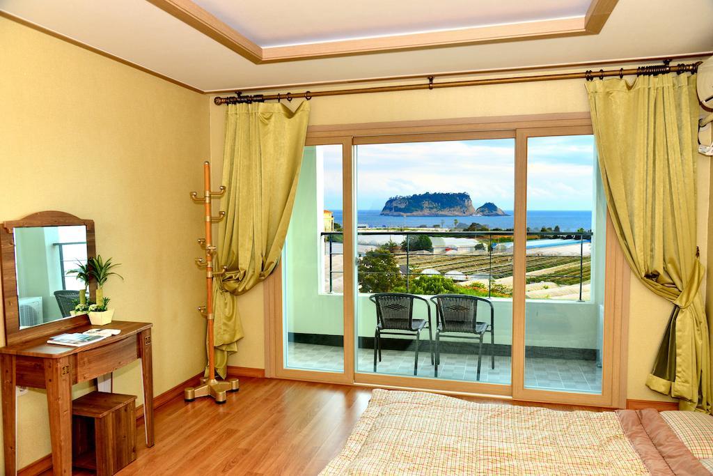 Jeju Bada Wi Olle Pension Seogwipo Ruang foto