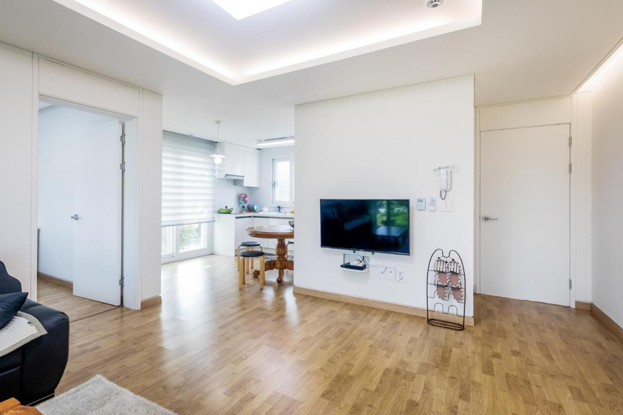 Jeju Bada Wi Olle Pension Seogwipo Bagian luar foto